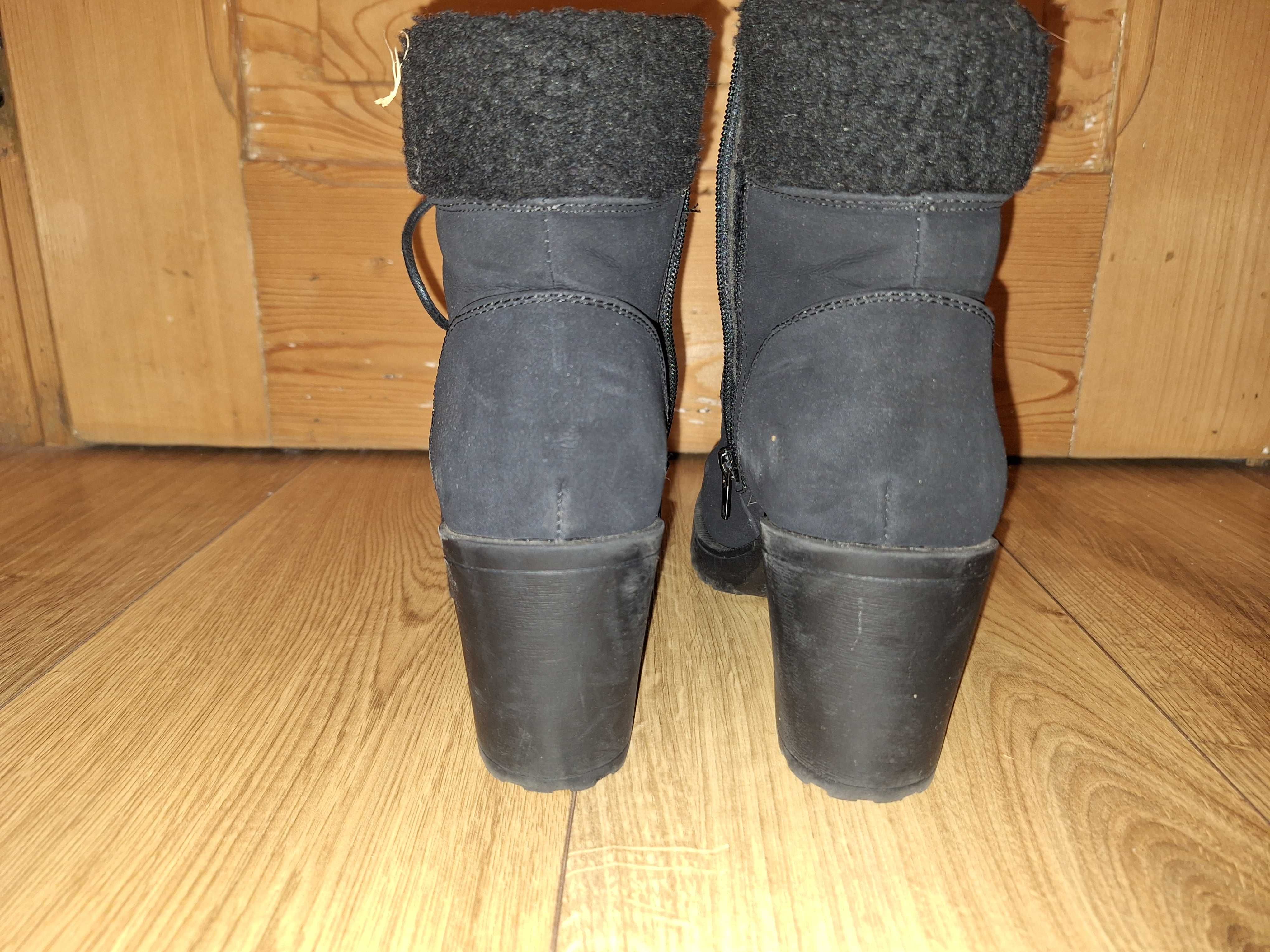 Buty zimowe ocieplone roz 39