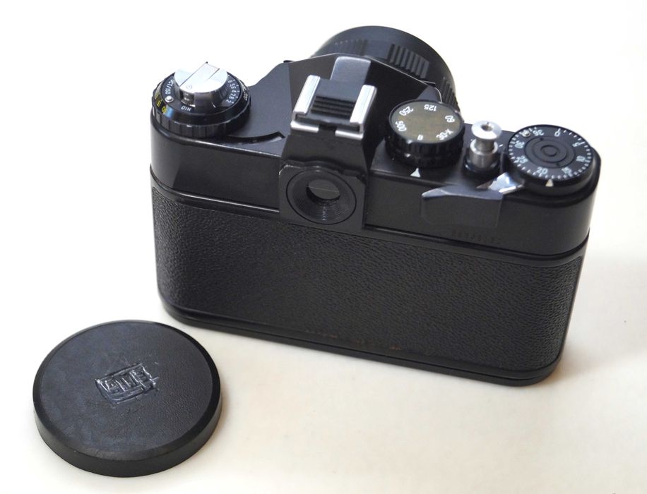 Aparat analogowy ZENIT 11, futerał skórzany USSR