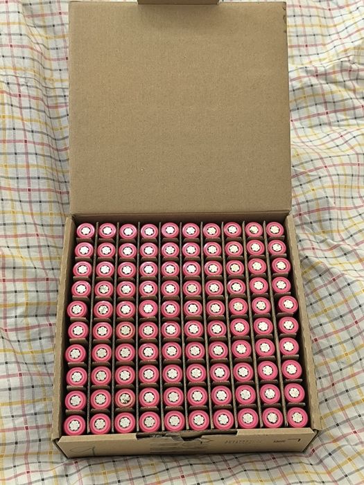 Аккумуляторы 100 шт Panasonic UR18650AA