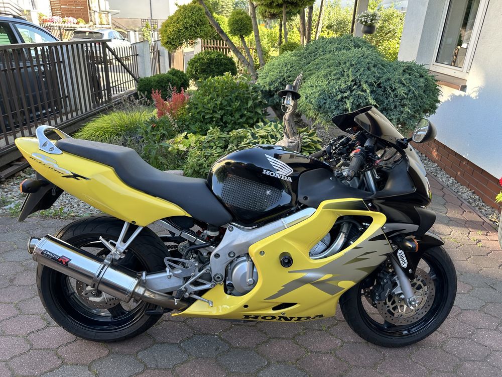 Honda CBR 600 F4 F4i PC35 zadbana po serwisie