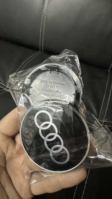 Наклейки на ковпачки дисків Mercedes Benz, мерседес, колпачки ауди