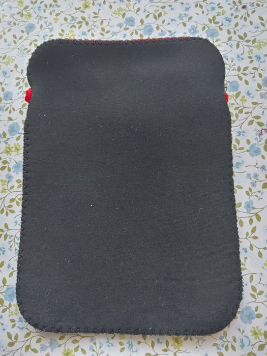 Etui neoprenowe na tablet 7/8'