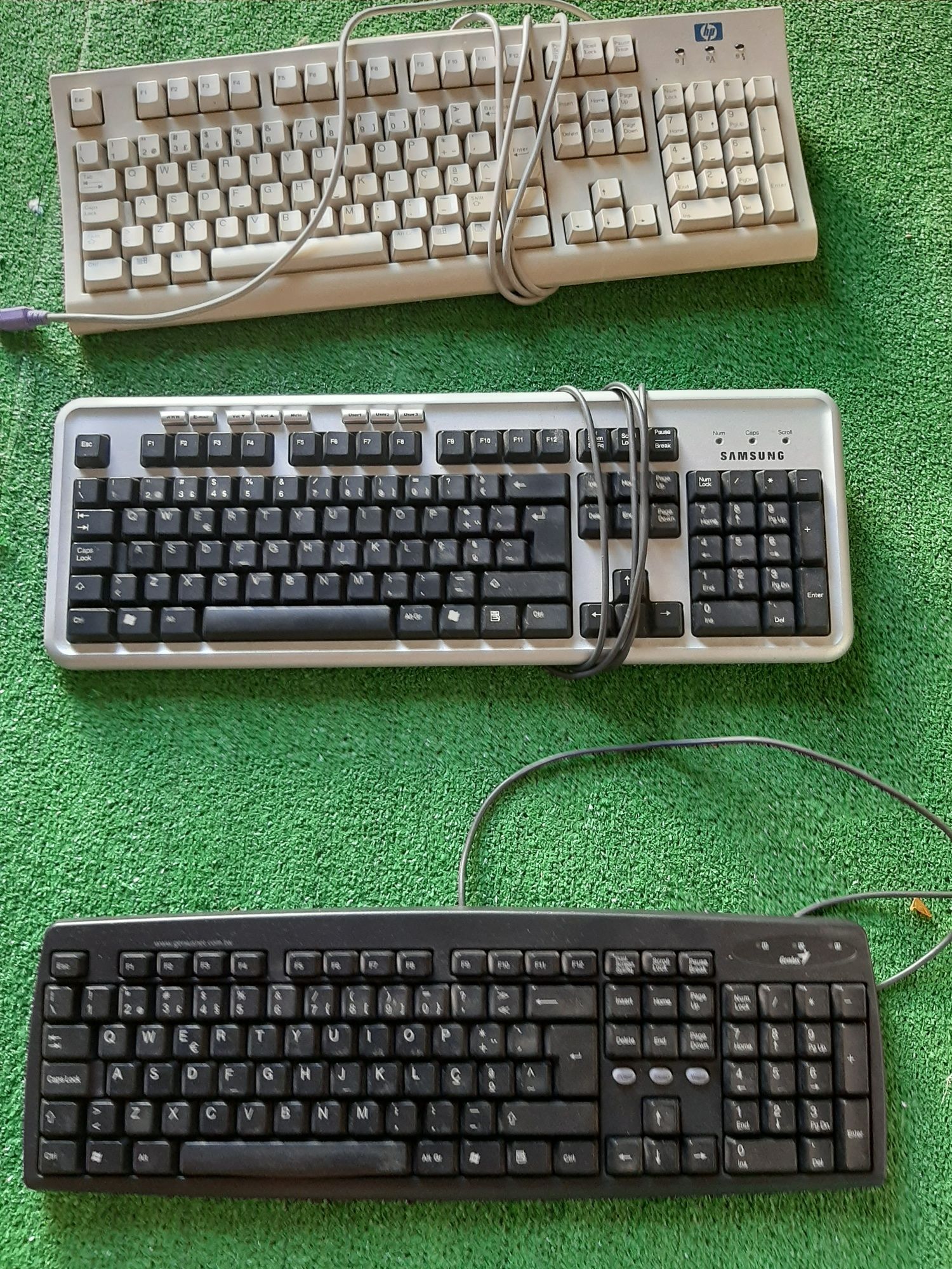 Teclados usados PS2