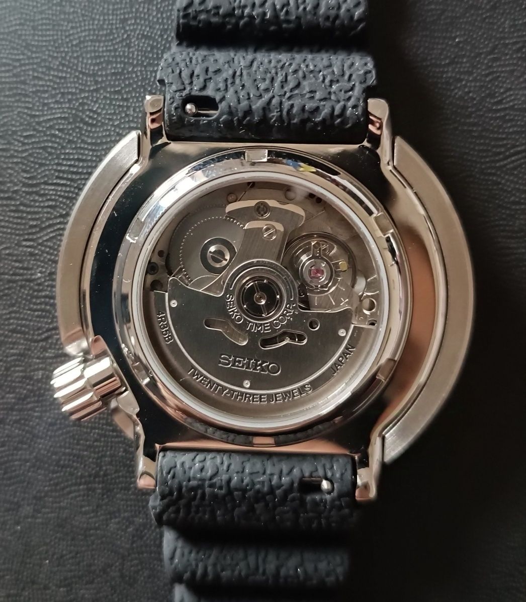 Годинник часы Tuna з механізмом NH35 від Seiko