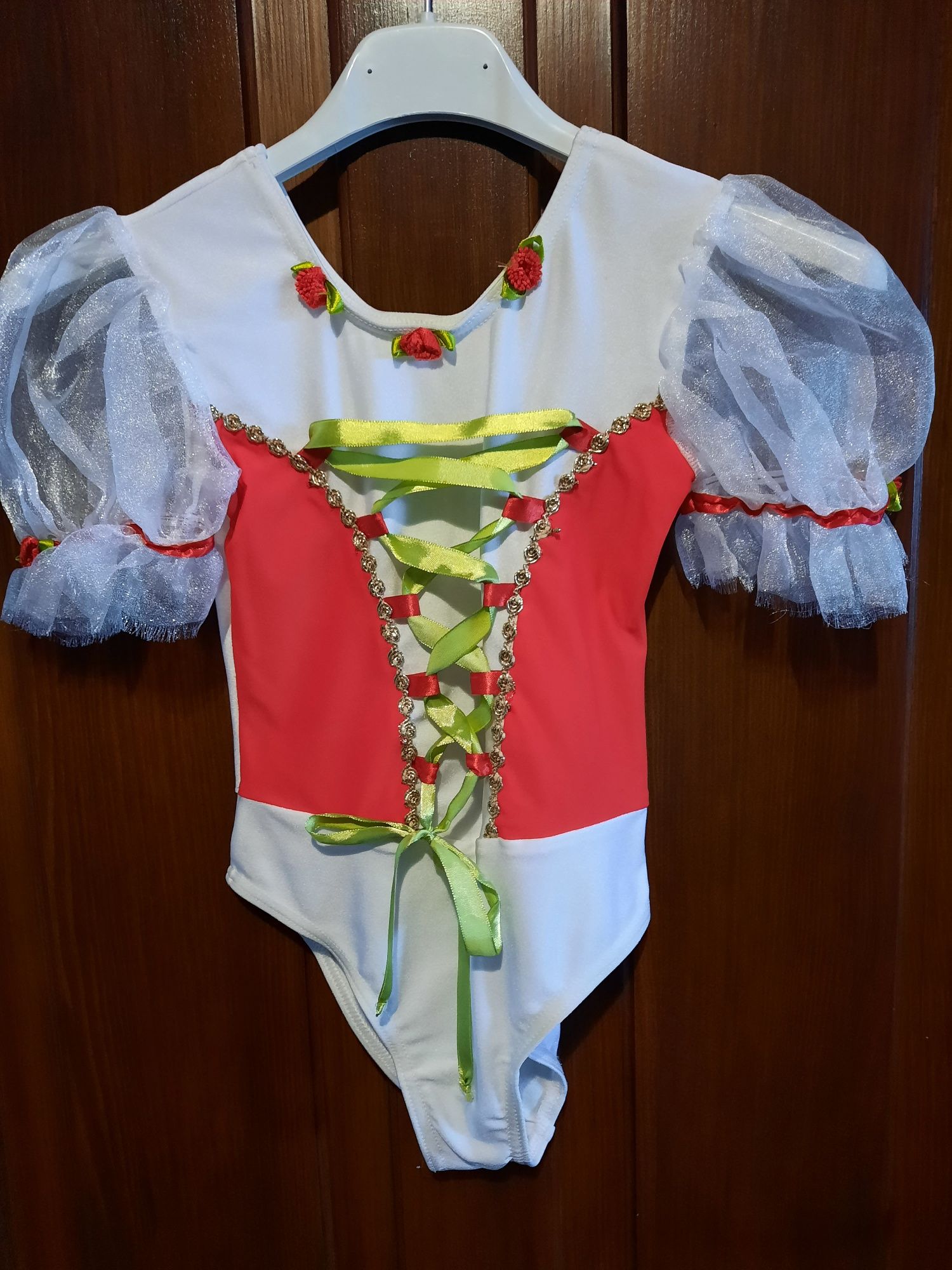 Strój do formacji tanecznej r. 110 cm