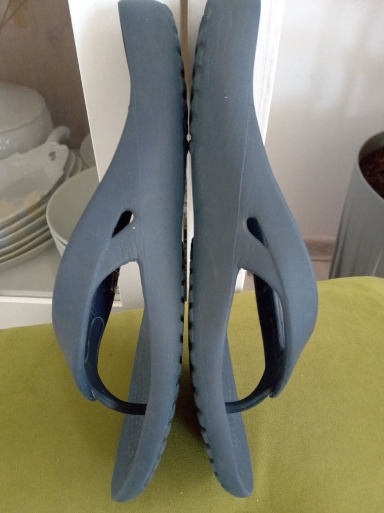 Crocs Kadee II japonki rozmiar W8 38/39