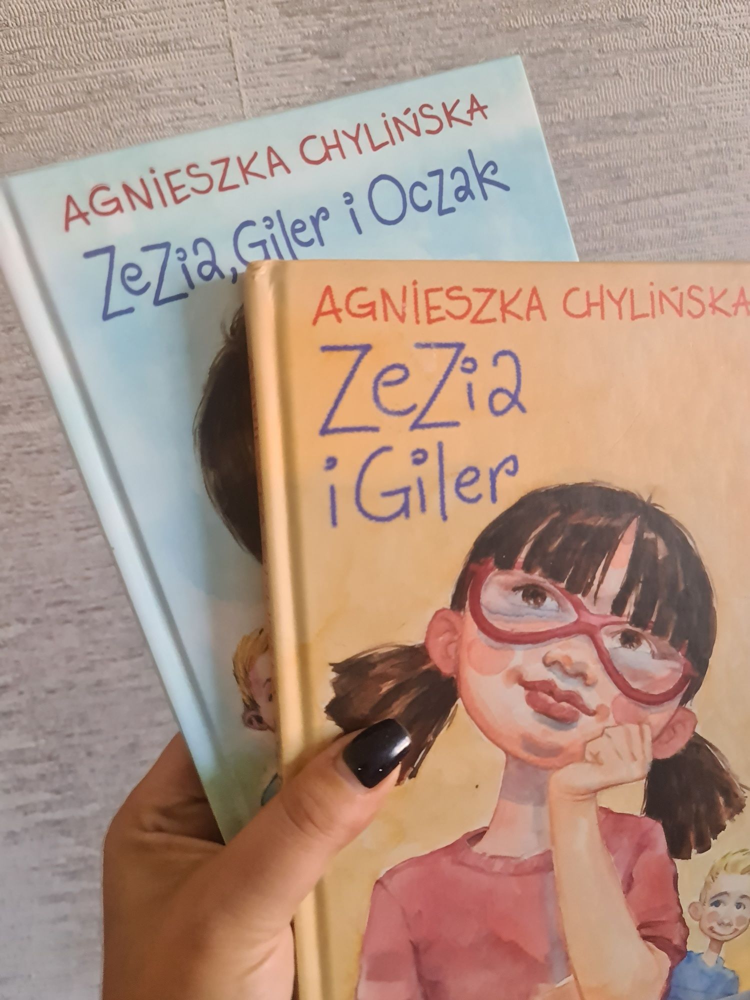 Agnieszka Chylińka - Zezia i Giler, Zezia Giler i Oczak