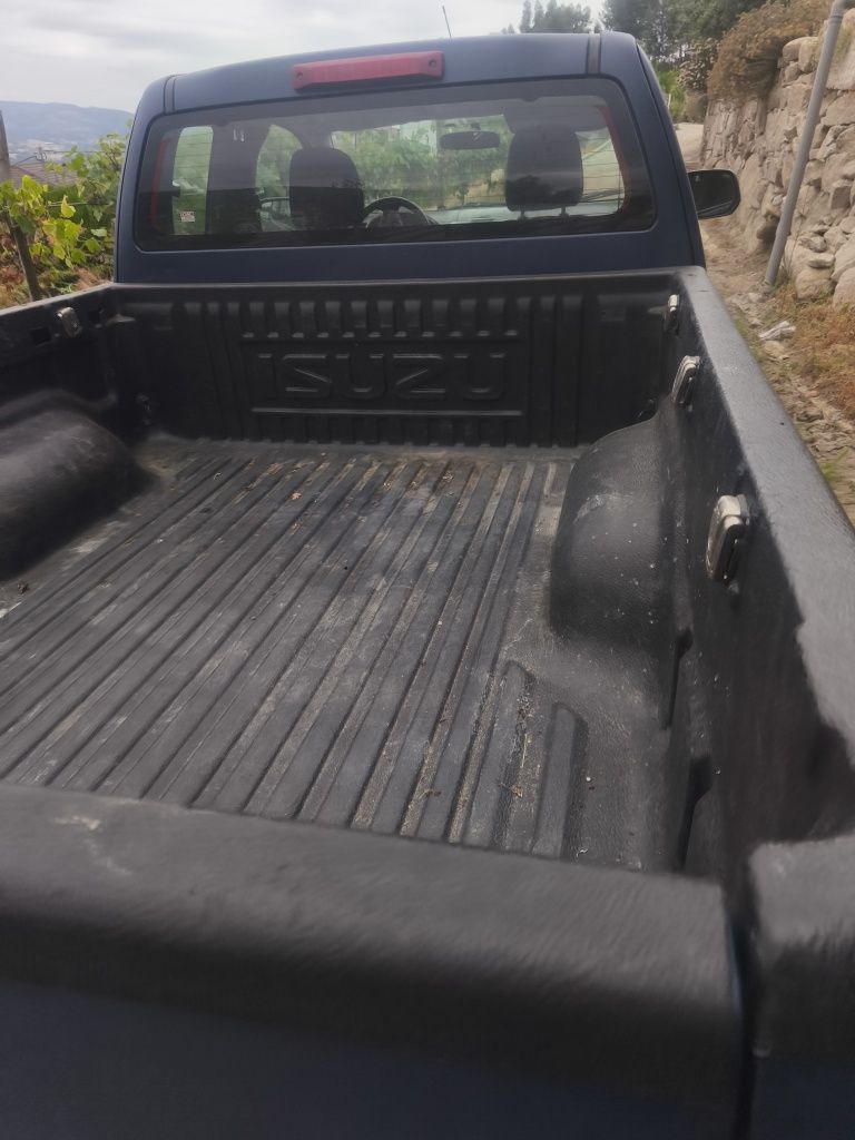 Isuzu dmax  2.5 isuzu