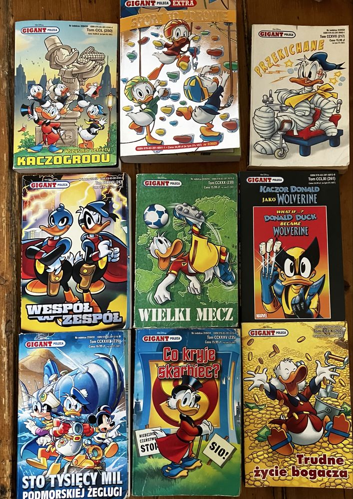 9 Komiksów kaczor Donald