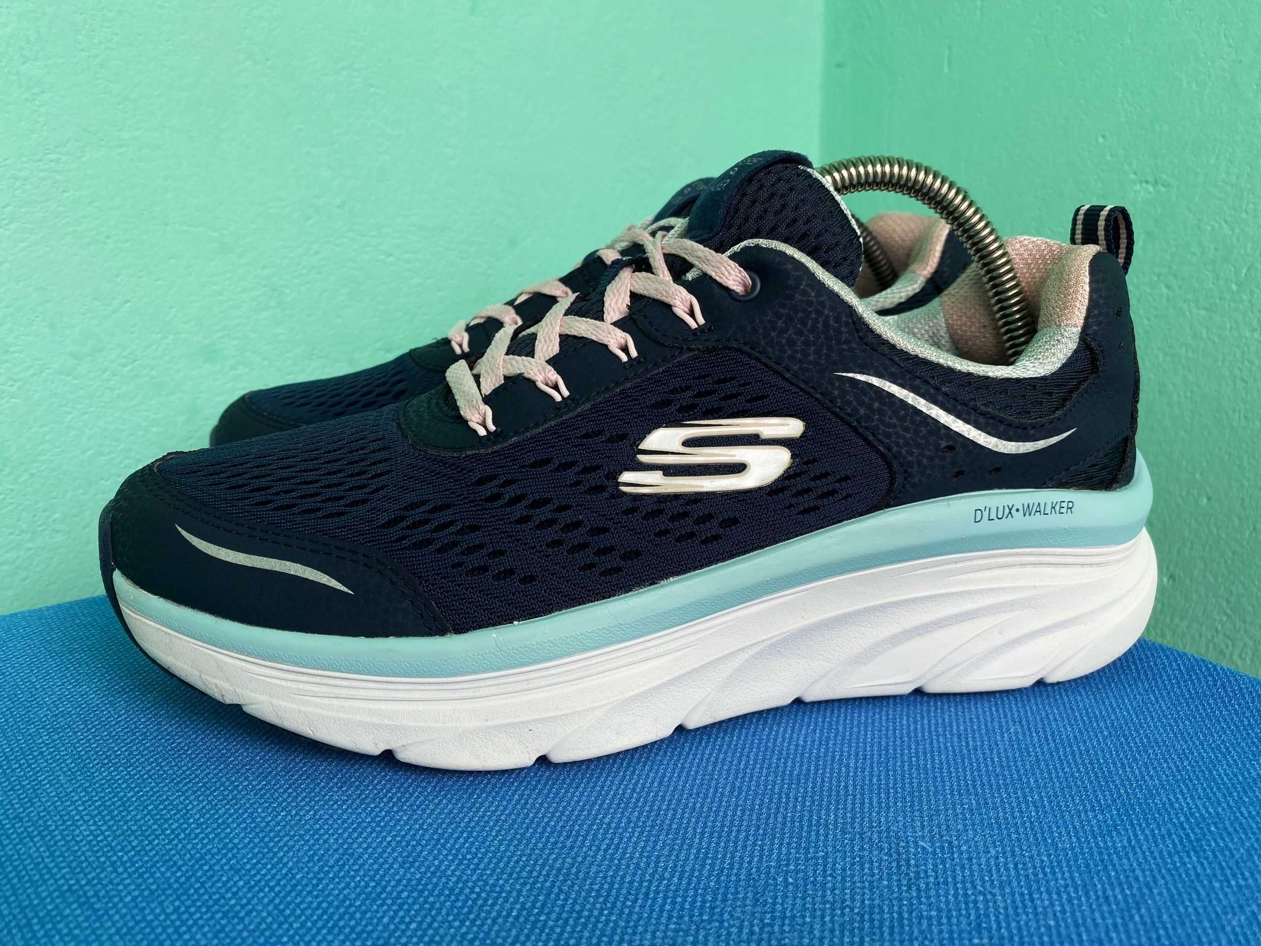 Кросівки Skechers Relaxed Fit D'Lux Walker - Infinite Motion