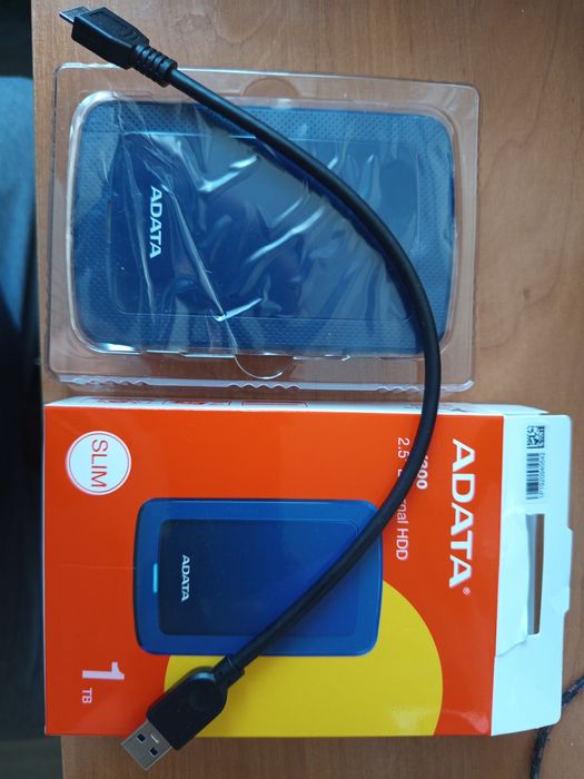 Sprzedam nowy dysk zewnętrzny HDD 1TB.