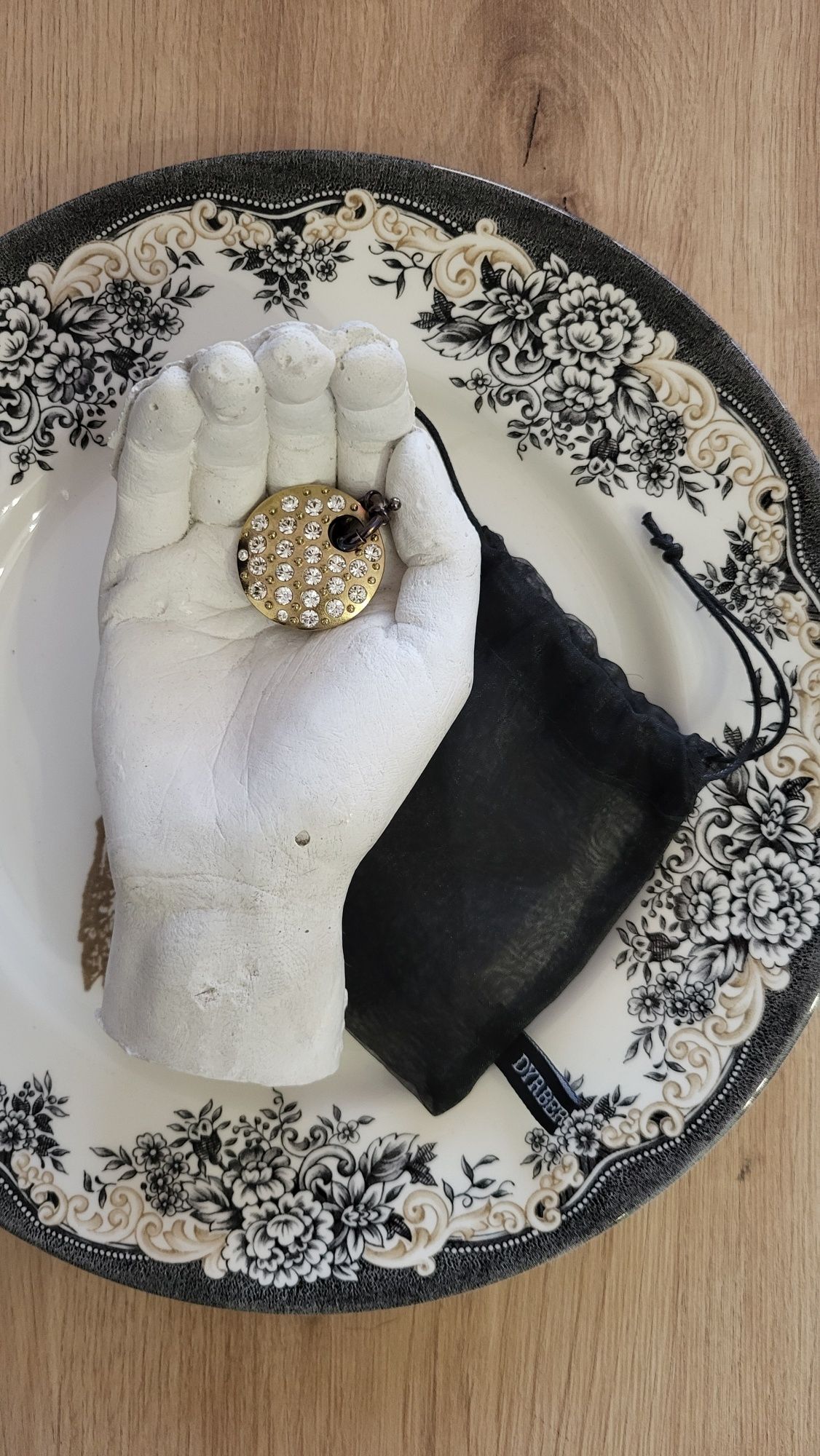 Zawieszka z kryształkami Swarovski, Dyrberg Kern