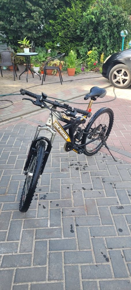 McKenzie Hill 800 Rower MTB