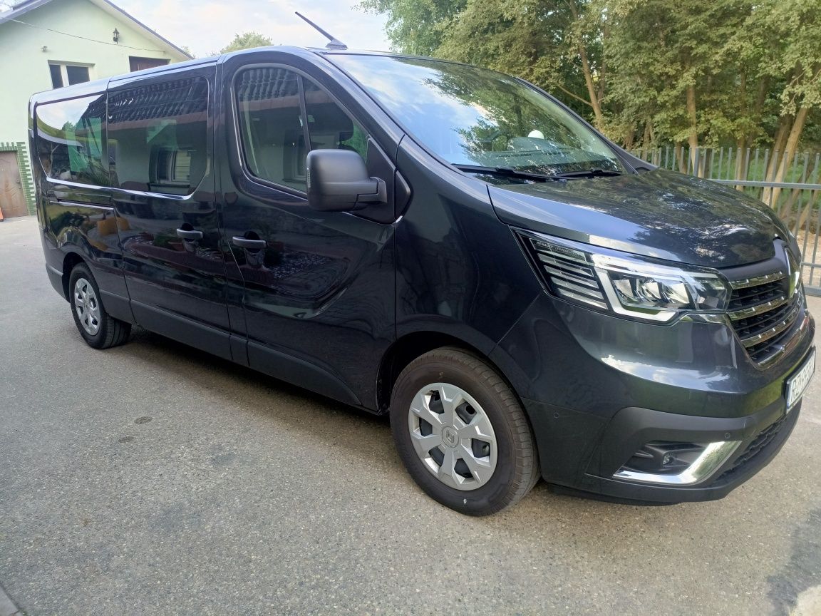 Wynajem busa 9 osobowego Rzeszow