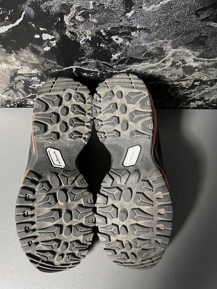 Кросівки чоловічі Lowa Innox Gore-Tex Lo 43р