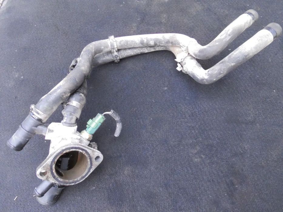 FIAT PUNTO II 1.9JTD PRZEWODY RURY WĘŻE WODY KRÓCIEC OBUDOWA TERMOSTATU