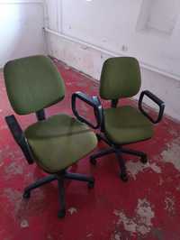 Krzesło biurowe, fotel biurowy solidny bardzo wygodny w dobrym stanie