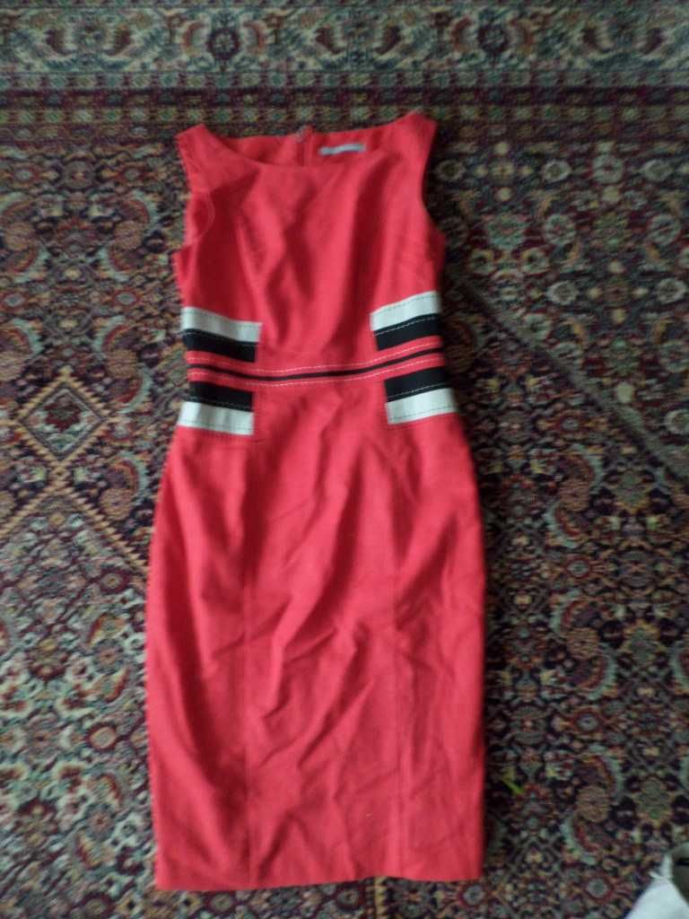 Czerwona sukienka M&S - rozmiar S