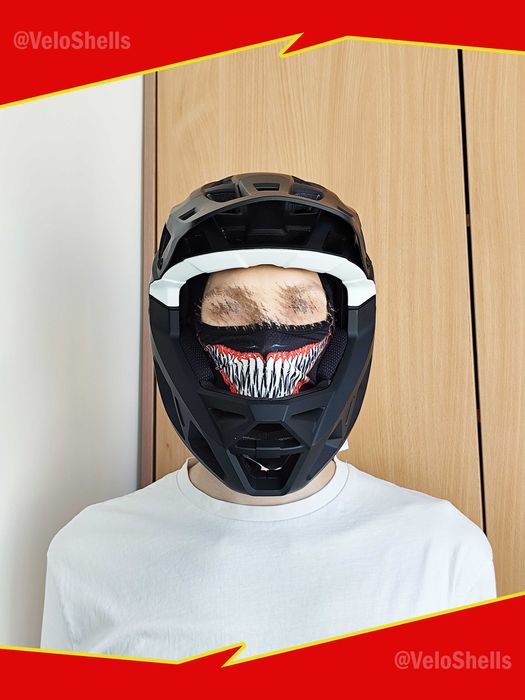 Балаклава, маска, підшоломник