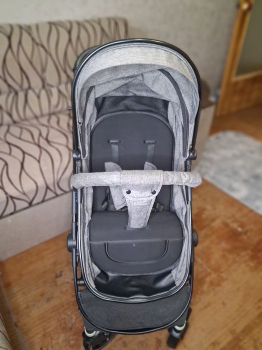 Продам коляску трансформер