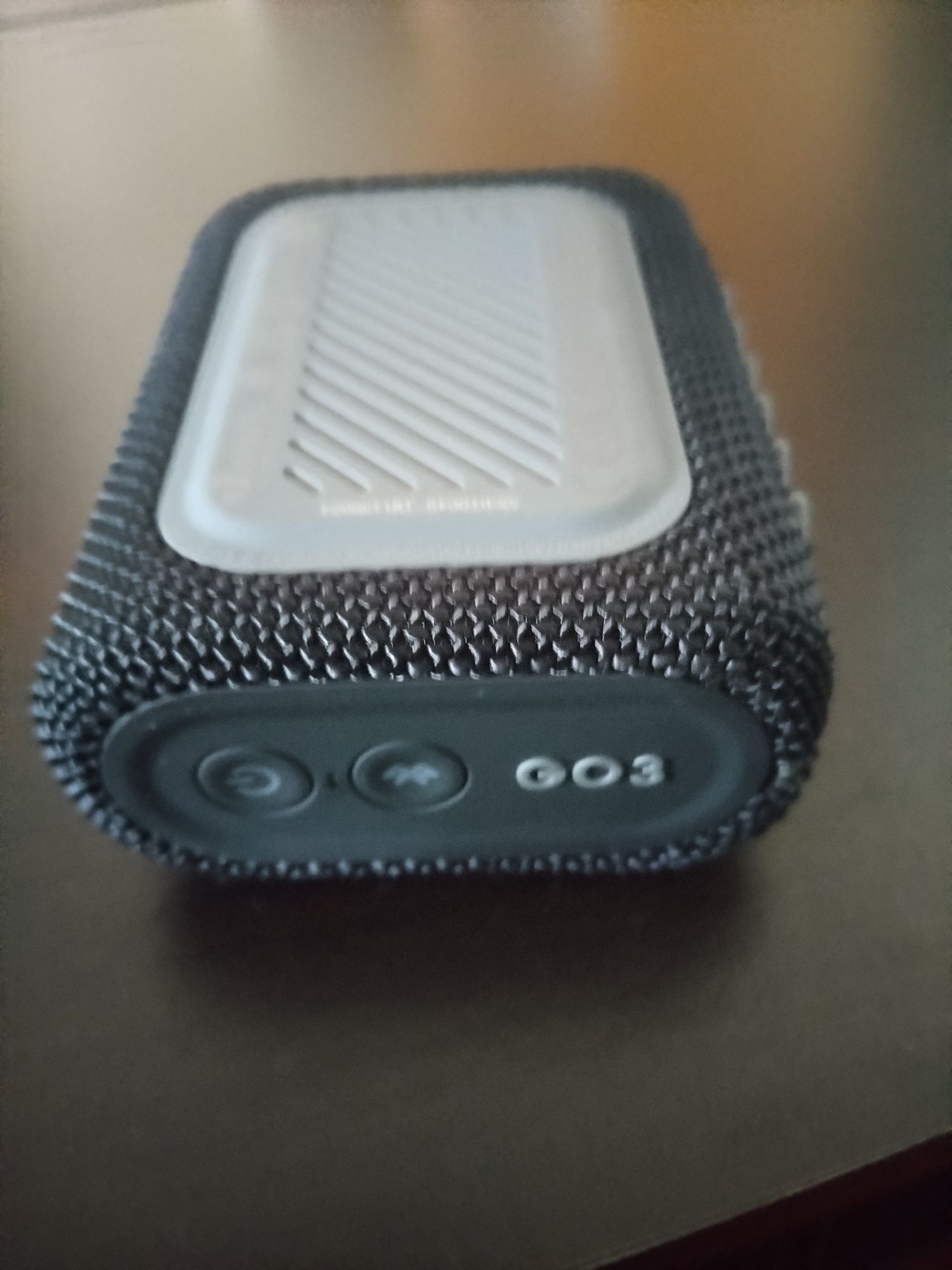 Coluna JBL Go3 como nova
