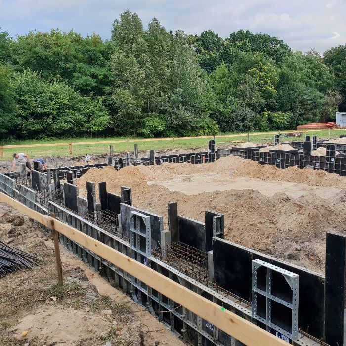 Wynajem szalunków stropowych i ścienych / sklejki szalunkowe/ szalunki