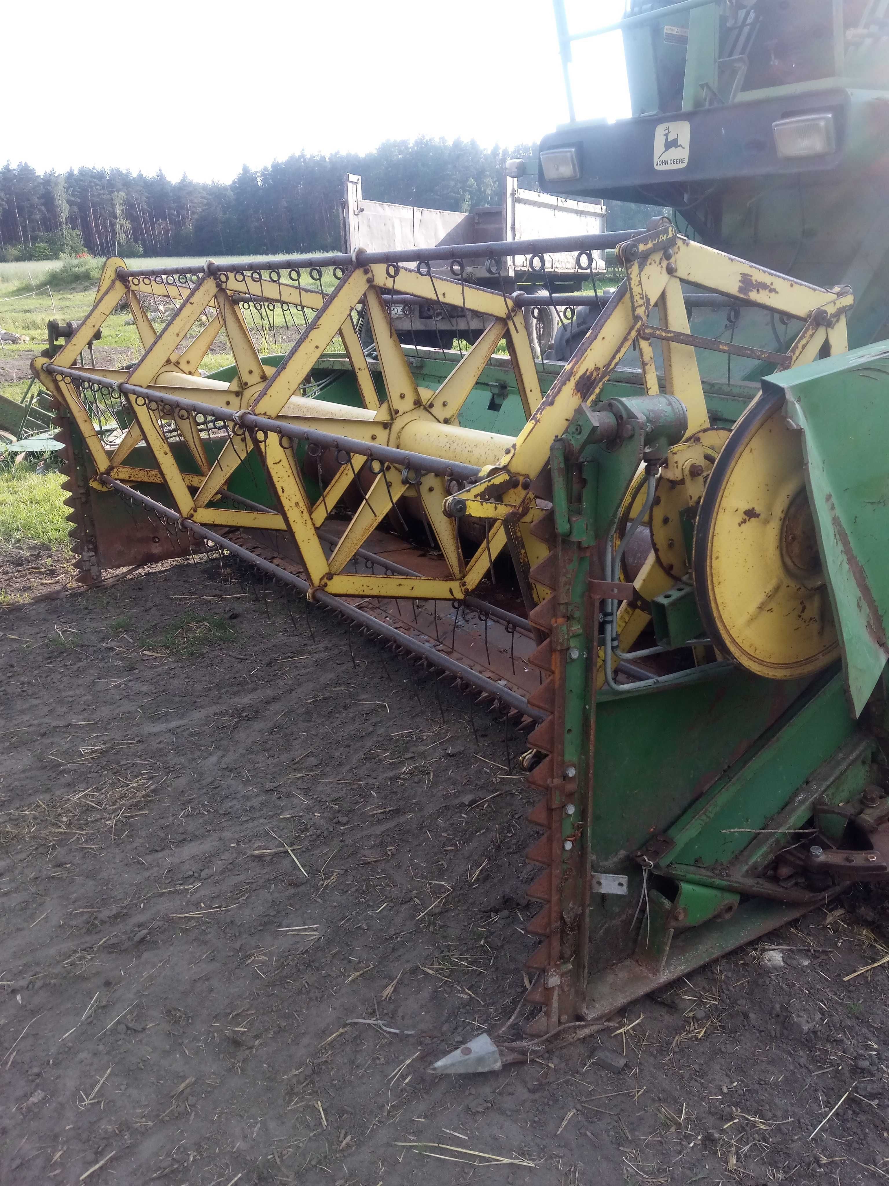Sieczkarnia 955 do kombajnu 1065 John Deere 1055 heder do rzepaku 1075