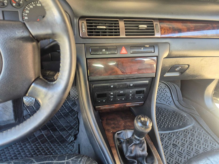 Audi A6 2.5 TDI gasóleo