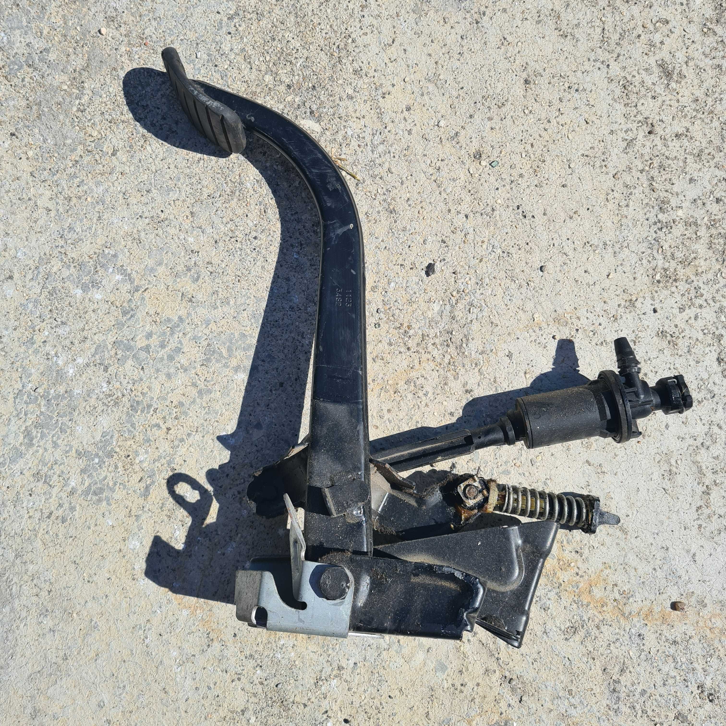Pedal de embraiagem Renault Trafic Opel Vivaro Nissan Primastar