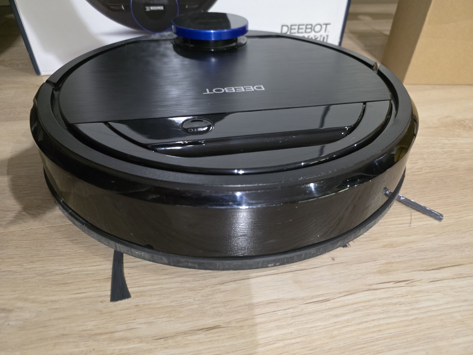 Robot sprzątający Ecovax Deebot Ozmo 930 okazja!