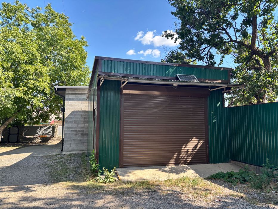 Здається в оренду гараж в Центрі міста