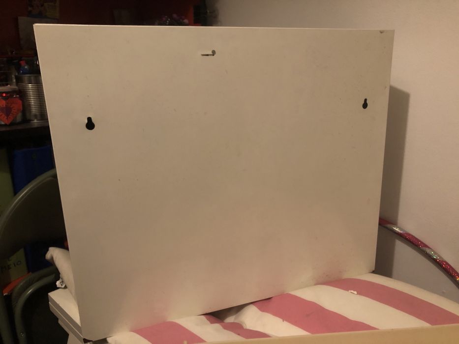 Armário farmácia metal com luz vintage