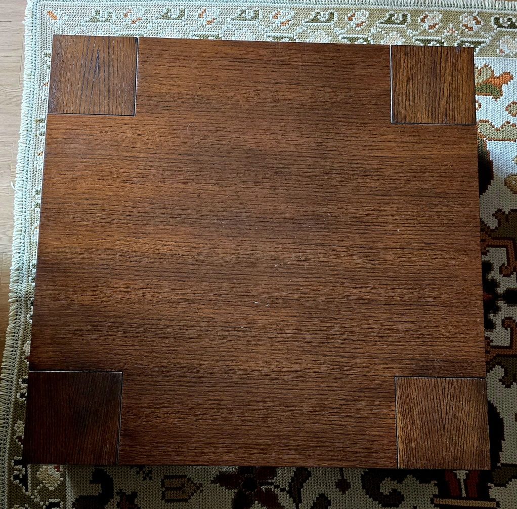 Mesa de Centro - Madeira Maciça - Marca Vintage