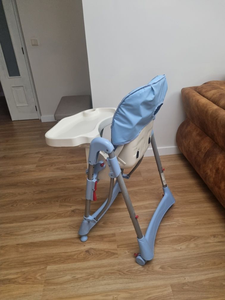 Vendo cadeira bebé e cama bebé