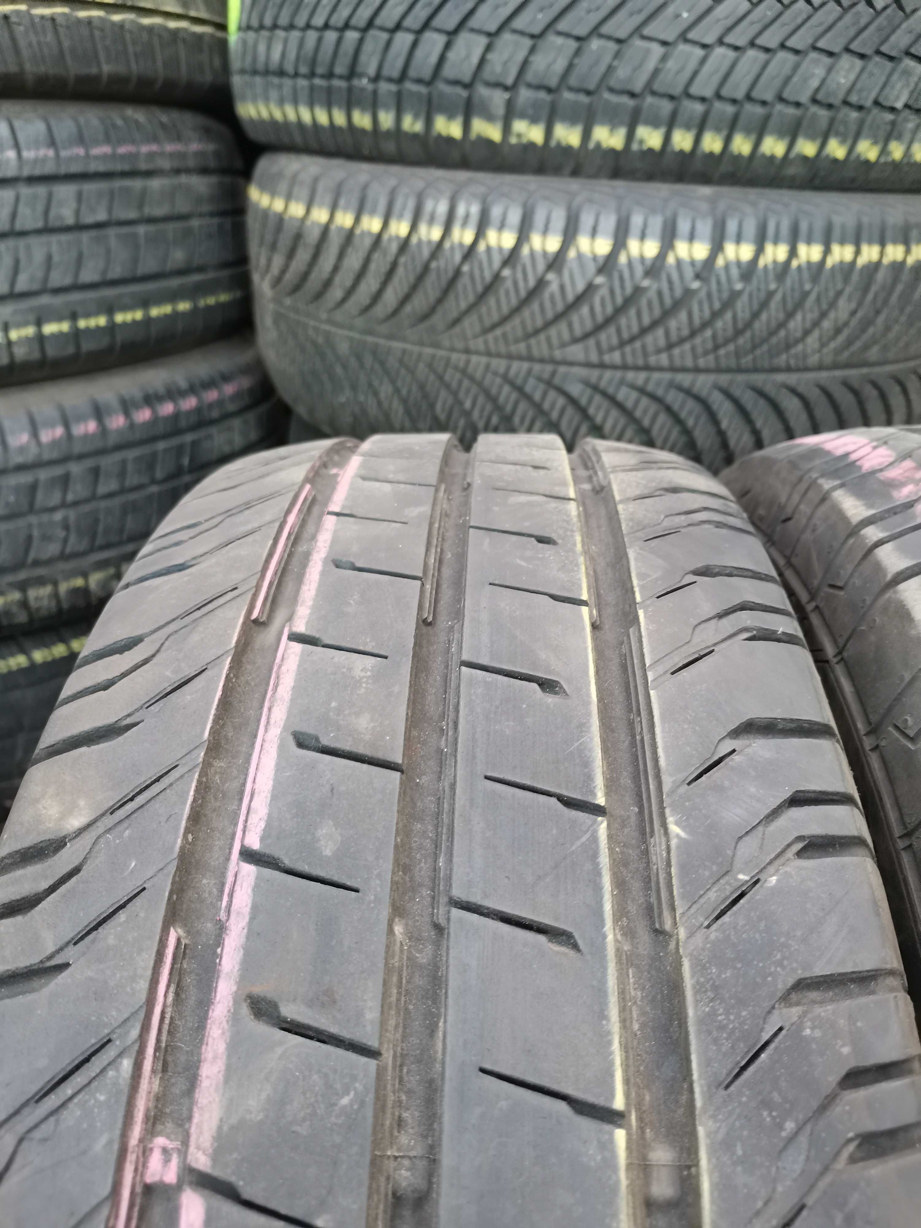 bus lato Continental 215/65/16C 8.3mm z 2016r 2szt