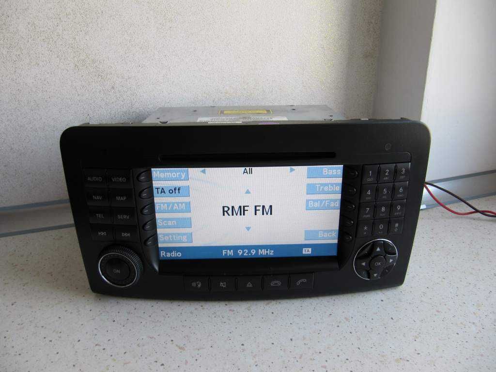 Naprawa aktualizacja radio nawigacja mercedes comand aps ntg2 ml b c g