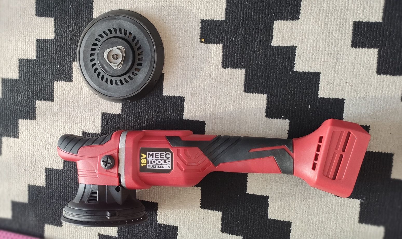 Polerka DA (dual action) Meec Tools 18v, 125mm