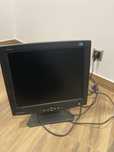 Monitor czarny uzywany sprawny z paskami  gateway fpd1730 komputer