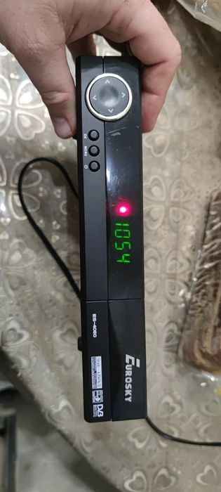 Супутниковый ресивер Eurosky