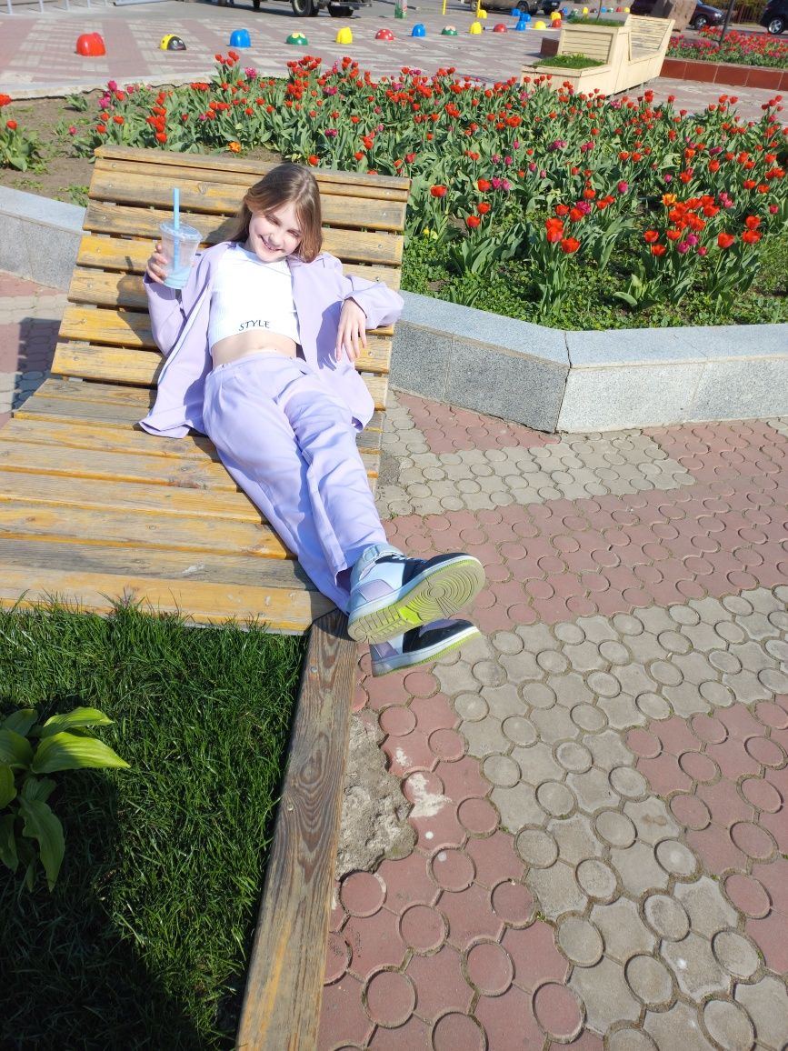 Фото з замірами скину в особисті. Брючний літній костюм для дівчинки 1