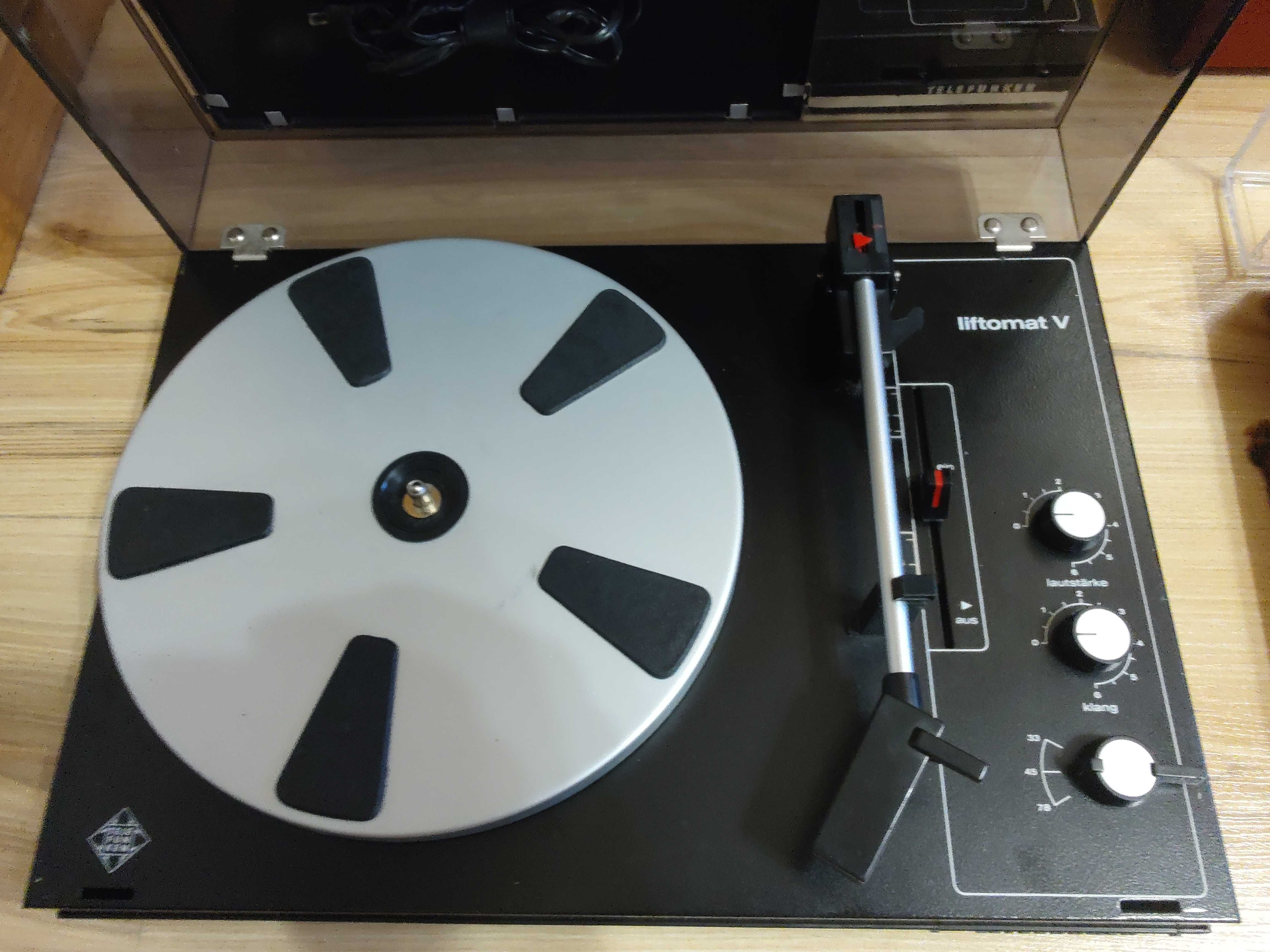 Gramofony Unitra, Telefunken, JVC, 5szt