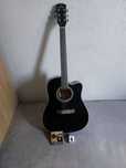 Gitara akustyczna "Echo W11" + stroik i struny