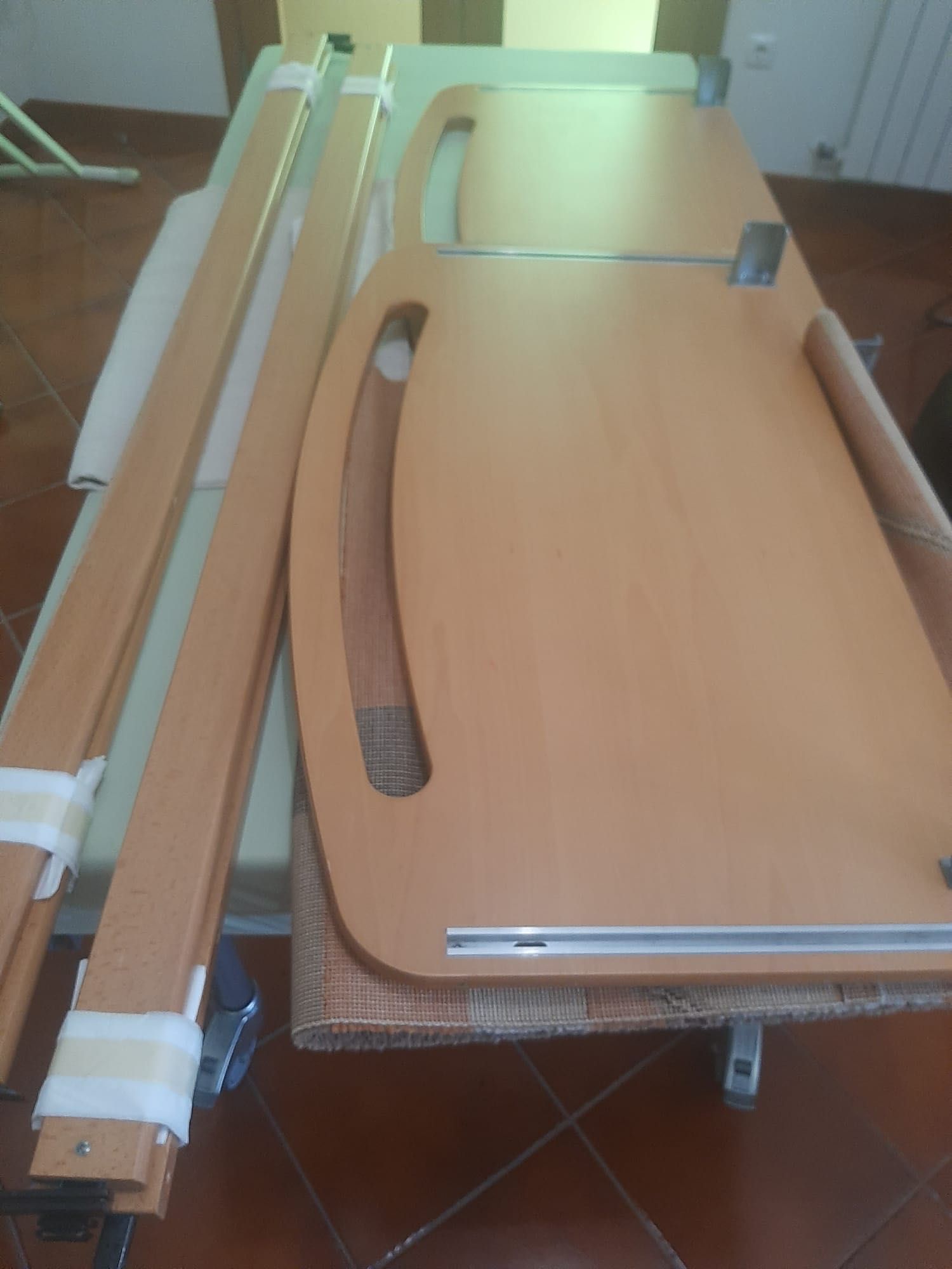 Cama articulada com colchão