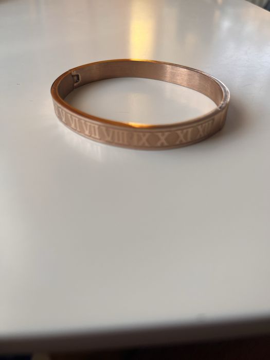 Bransoleta z Rzymskimi cyframi