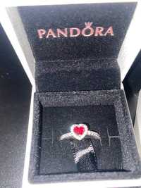 Pierścionek Pandora czerwone serce 52 54