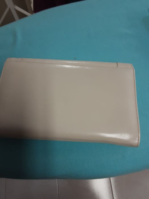 Bolsa de mão pochete  em pele para cerimónia