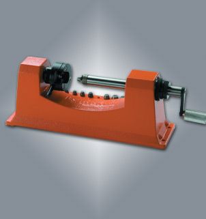Lyman Universal Trimmer + 9 pilotów.
