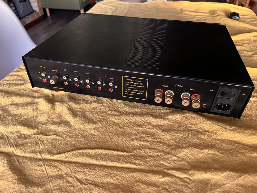 Amplificador Holfi integra