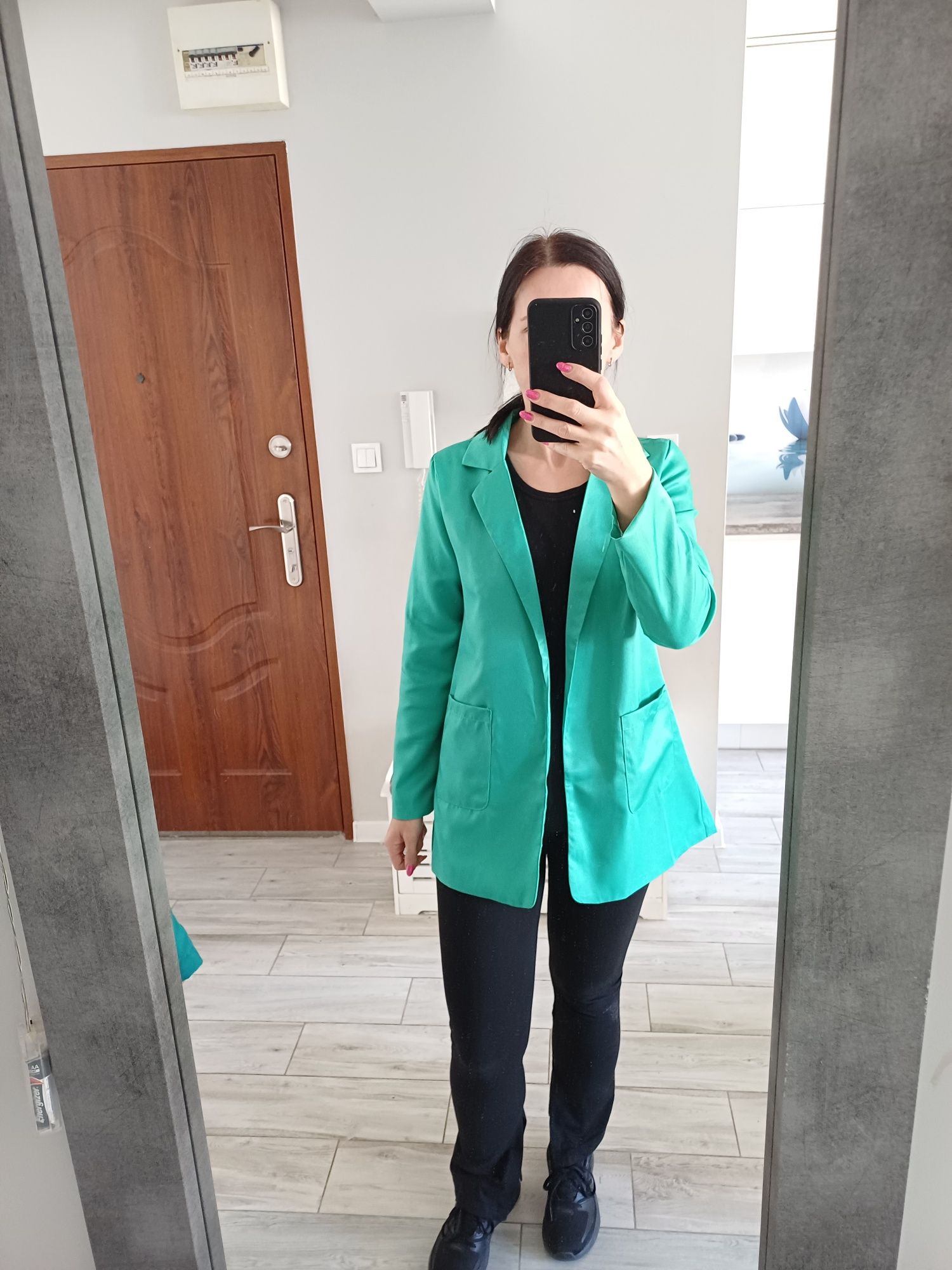 Zielona marynarka, żakiet, krój oversize, rozmiar S