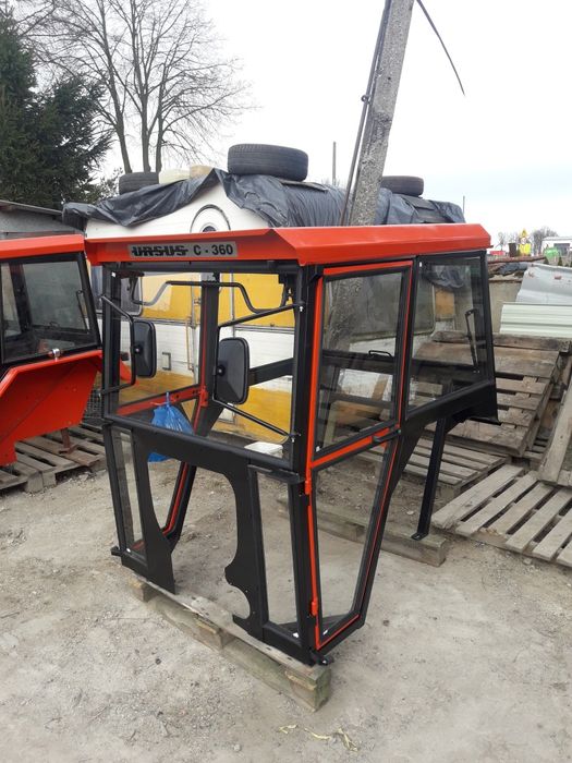 Kabina kabiny Ursus C-330 C-360 Mf Bizon T-25 sadownicze